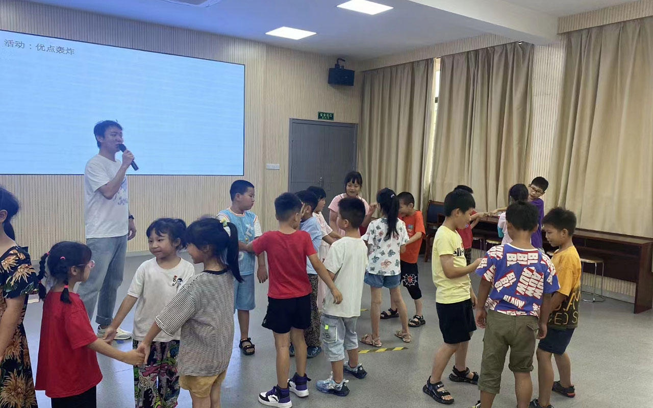 袁州龙观乡中心学校